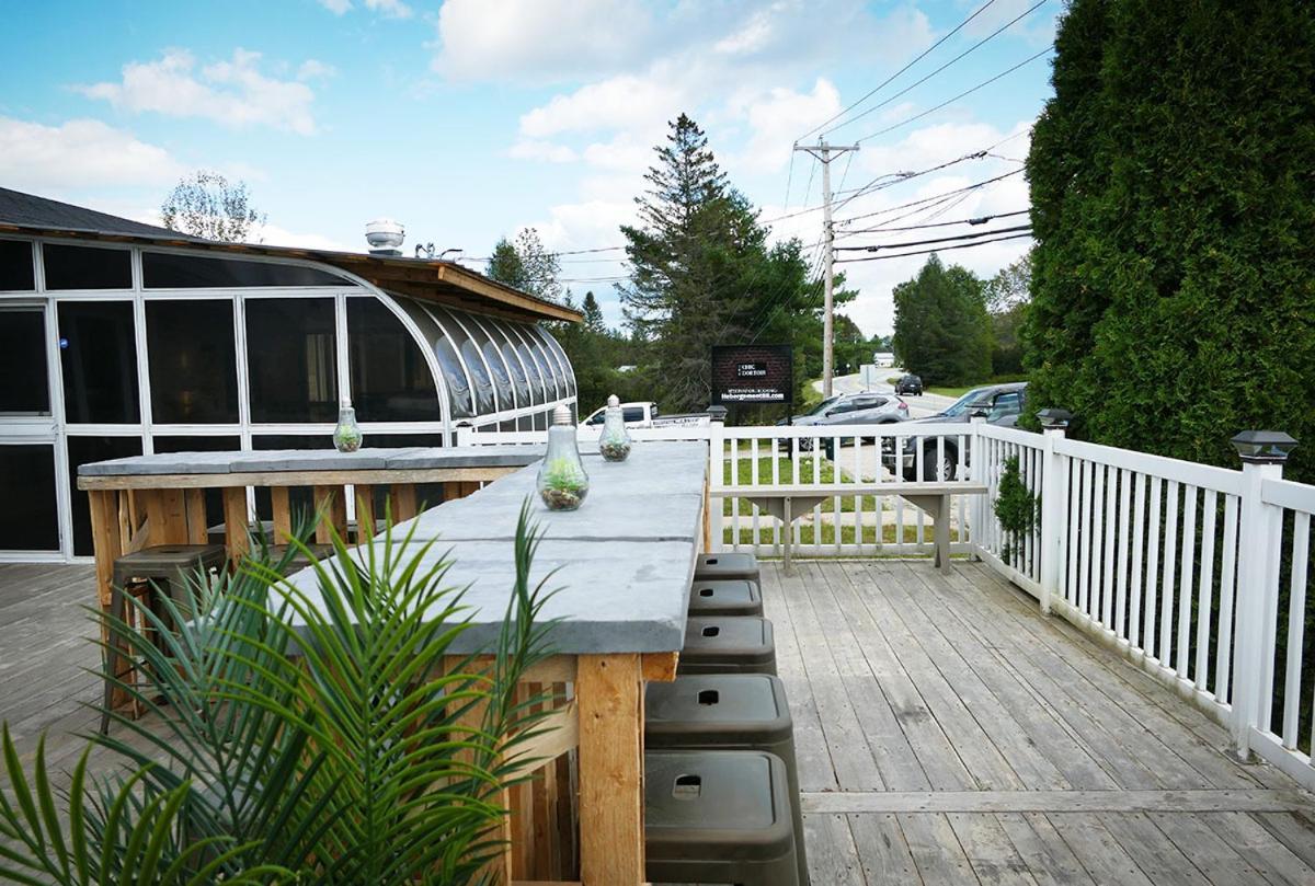 Le Chic Motel Maniwaki Kültér fotó