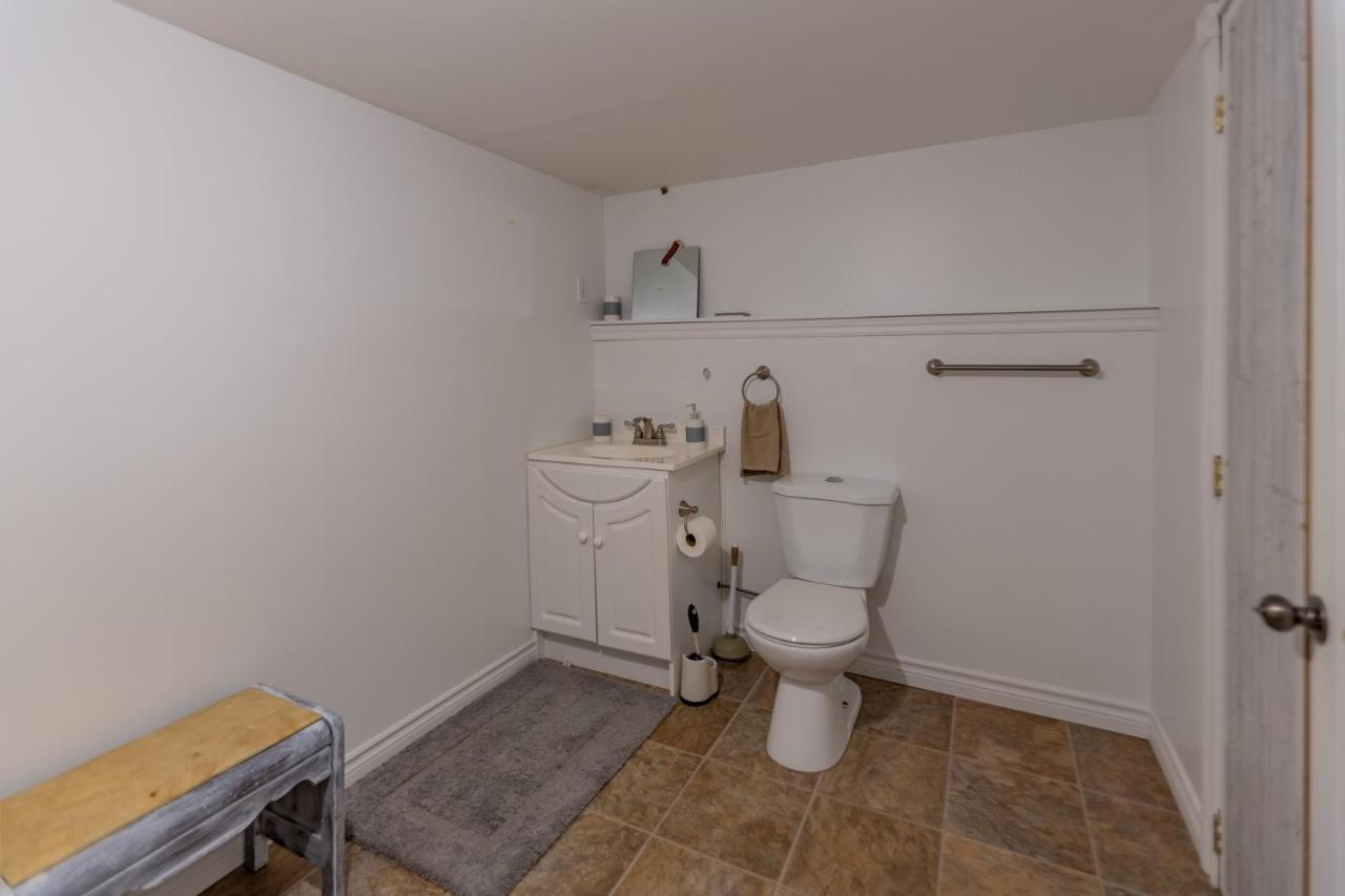 Le Chic Motel Maniwaki Kültér fotó