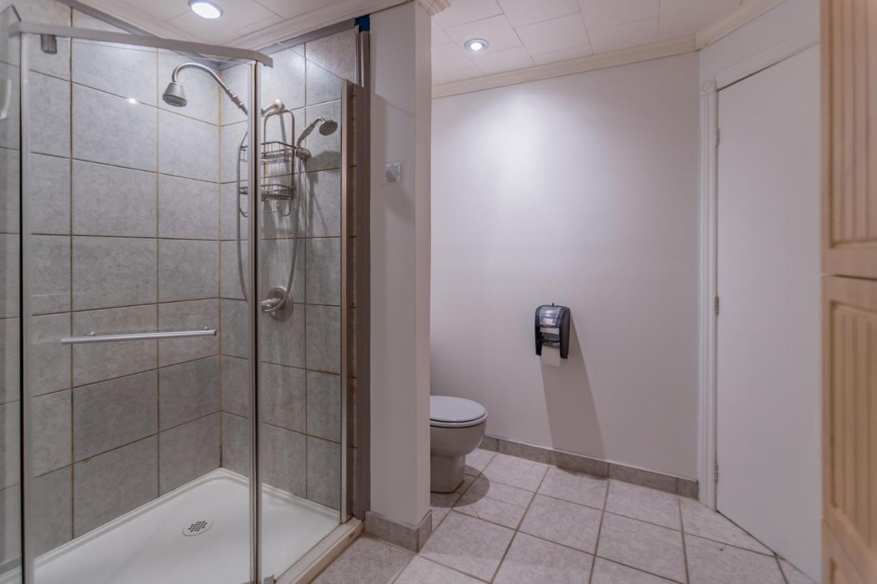 Le Chic Motel Maniwaki Kültér fotó