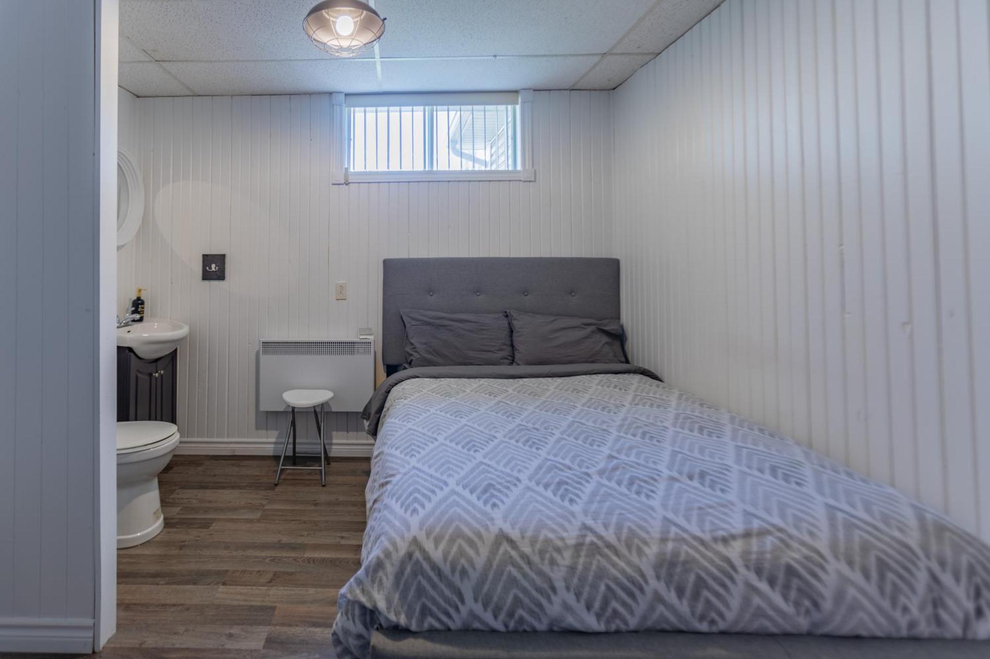 Le Chic Motel Maniwaki Kültér fotó